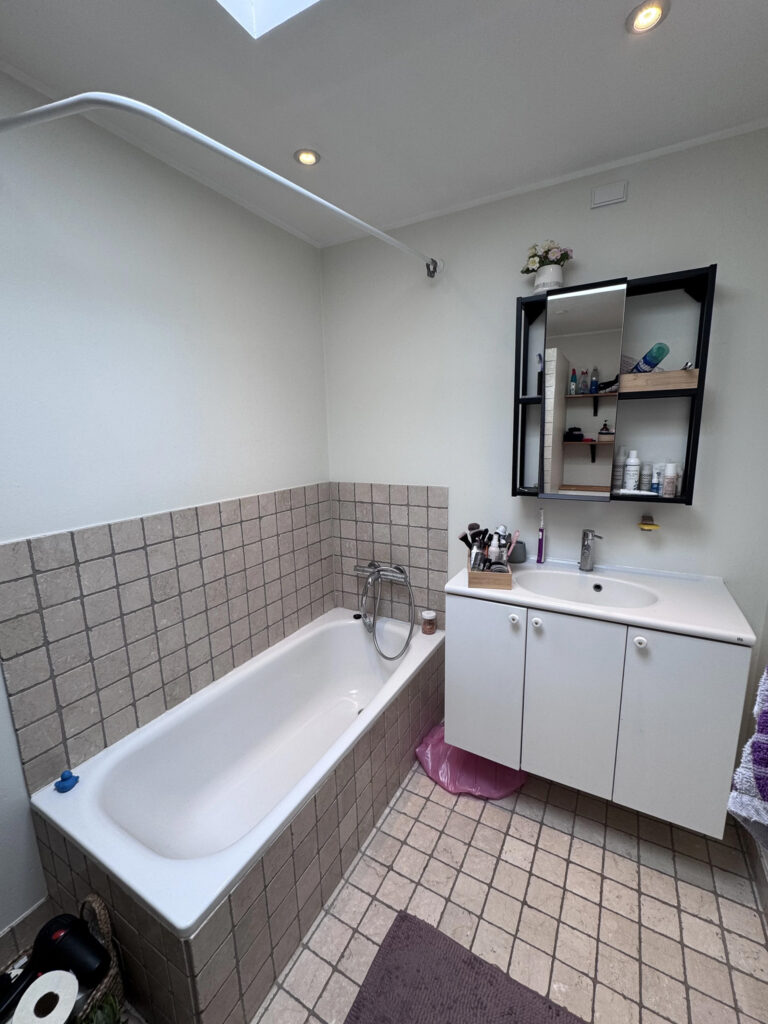 Badeværelse renovering med fokus på kvalitet og detaljer